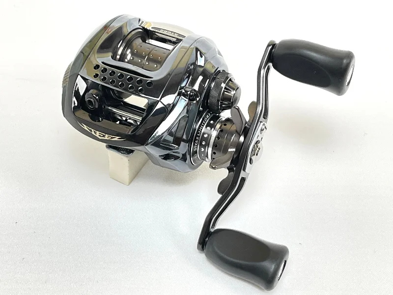 Saltwater Fishing Reel-Used Daiwa Steez Limited SV 105XHL Left