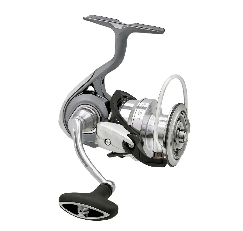 Efficient Fishing Reel for Catching Fish-Daiwa 18 Exist LT Reel