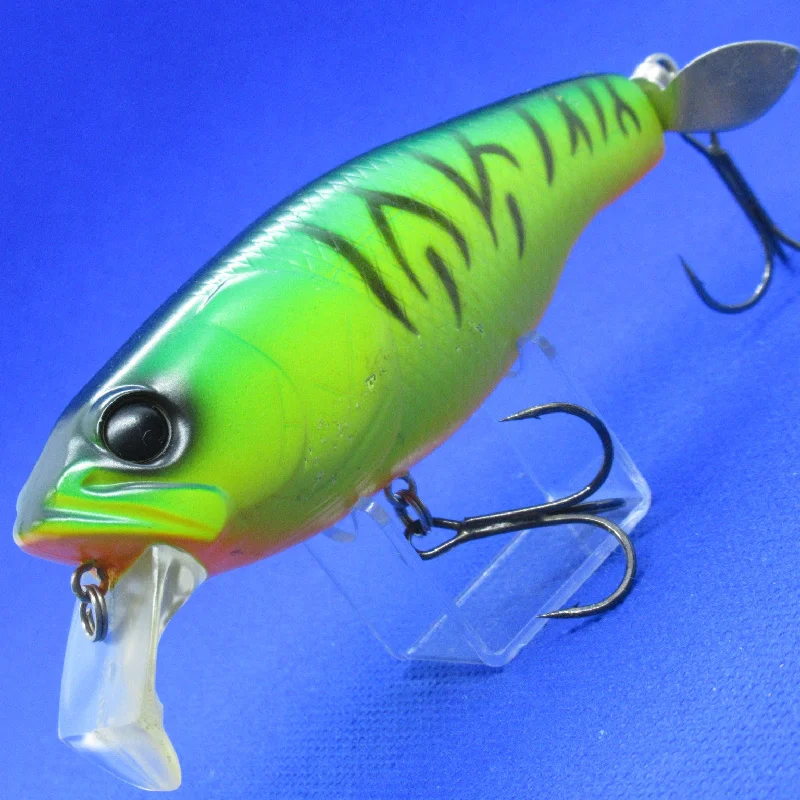 High-Quality Jerkbait Lures-BUZZJET [Used]